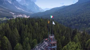空中视图意大利奥运滑雪跳建帷幕dampezzo冬天奥运会